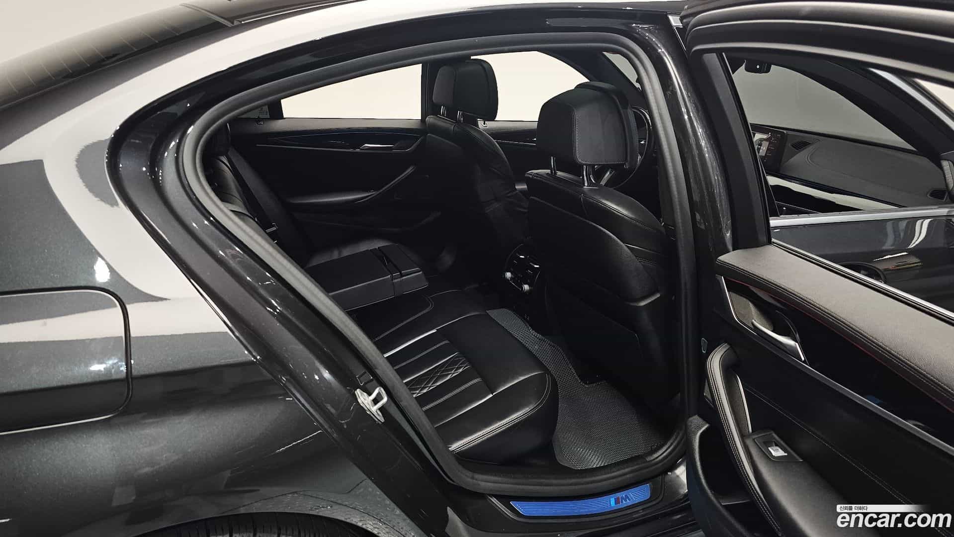 5-Series BMW 2021.4-OPTION-016