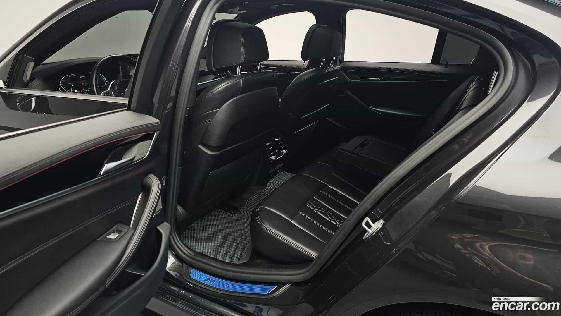 5-Series BMW 2021.4-INNER-036