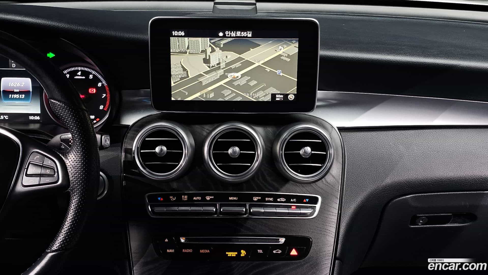 GLC-Class Mercedes-Benz 2019.3-OPTION-019
