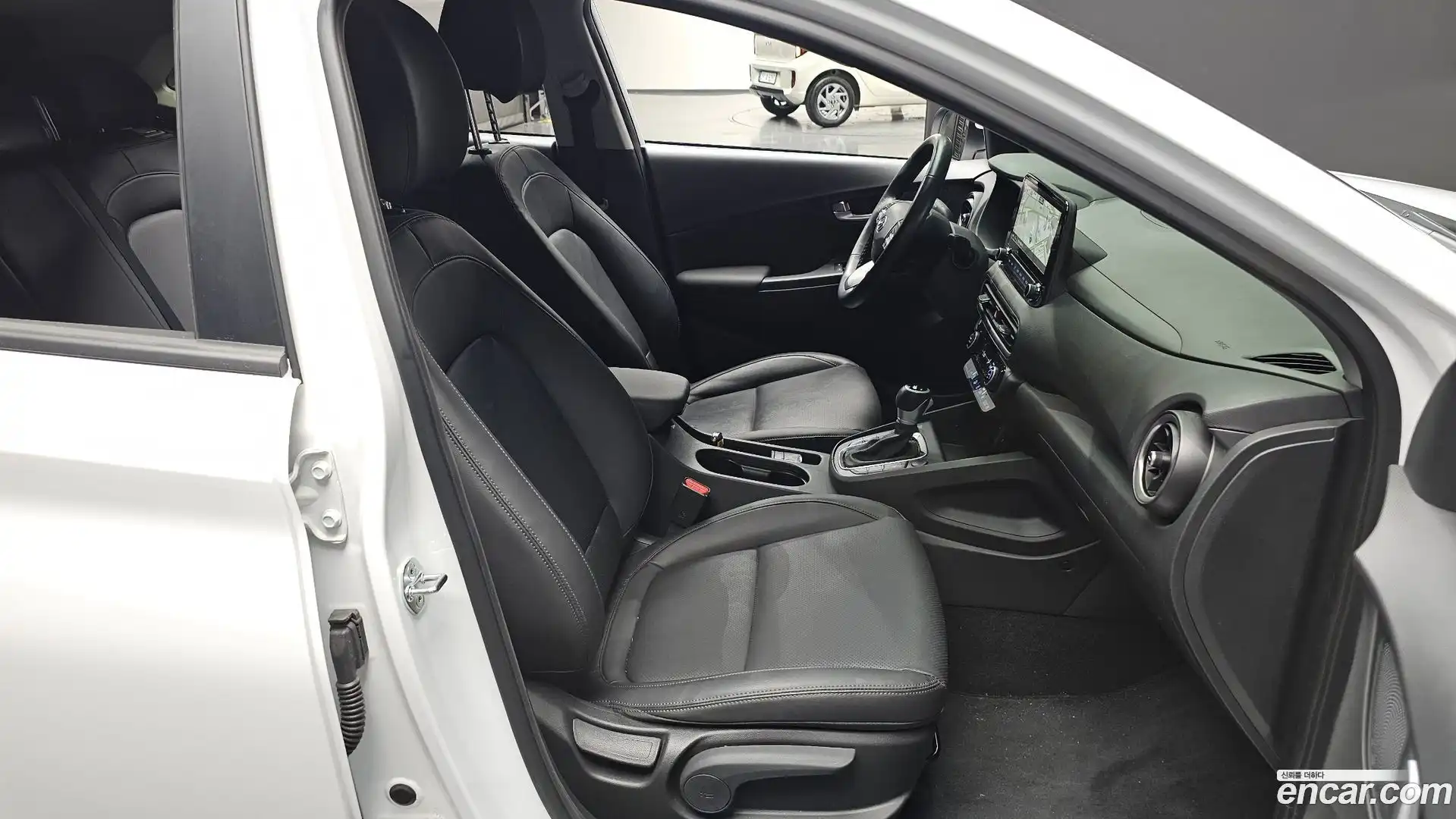 Kona Hyundai 2022.2-INNER-010