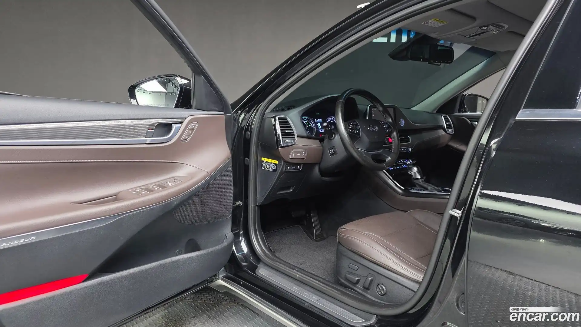 Grandeur Hyundai 2018.5-INNER-010