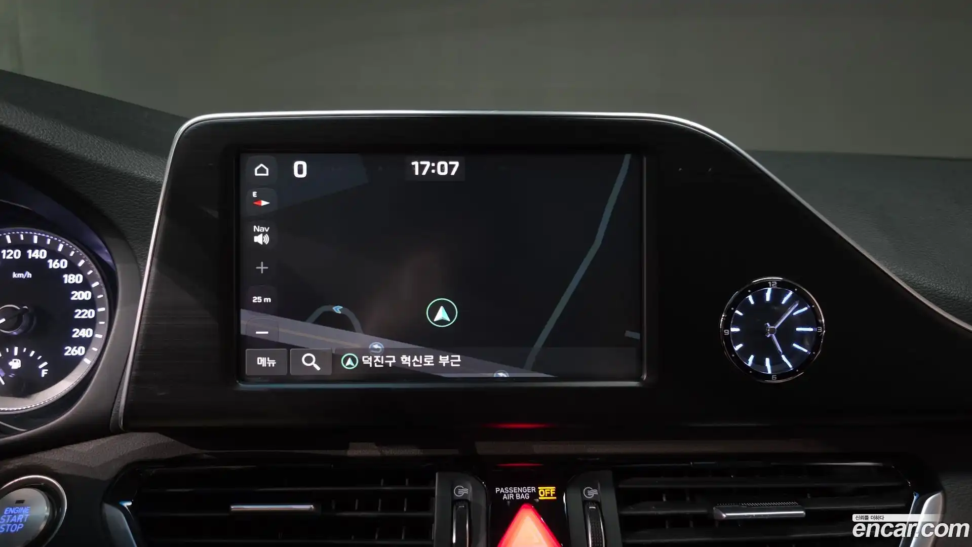 Grandeur Hyundai 2018.5-OPTION-024