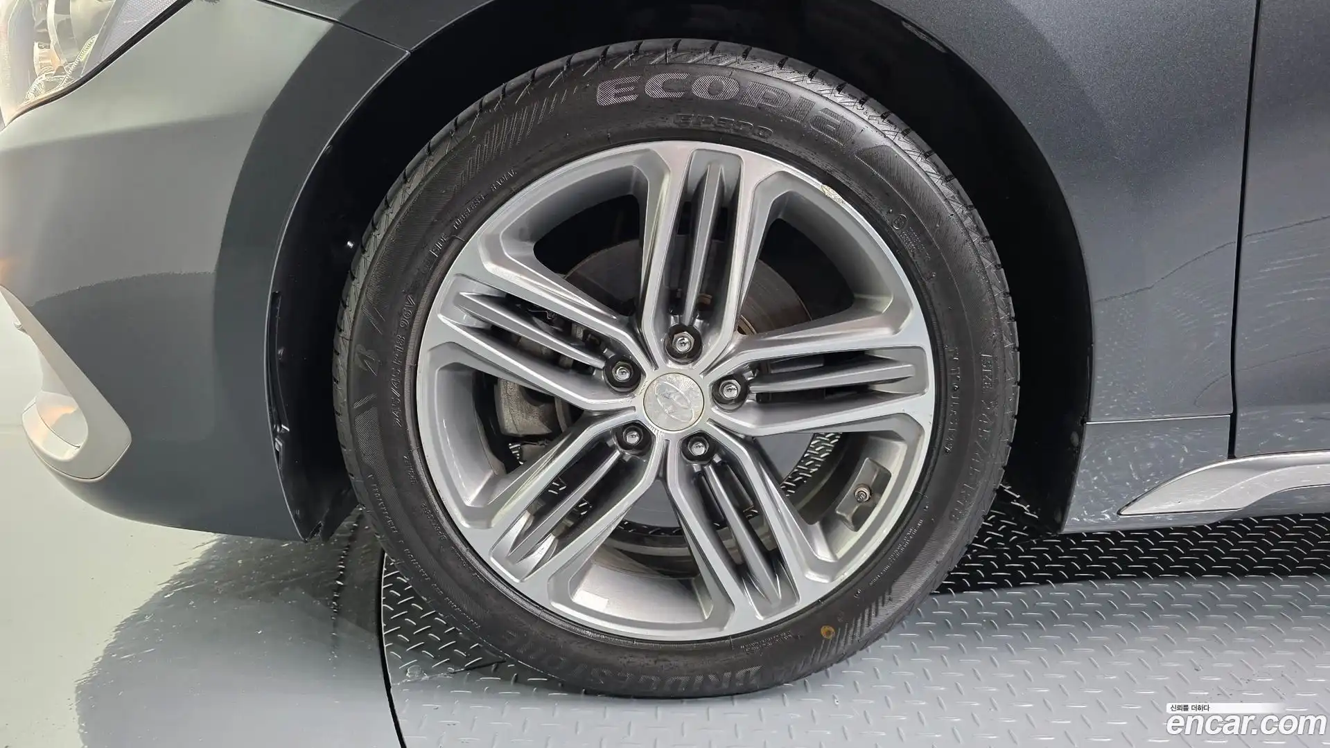 Grandeur Hyundai 2019.10-OUTER-005