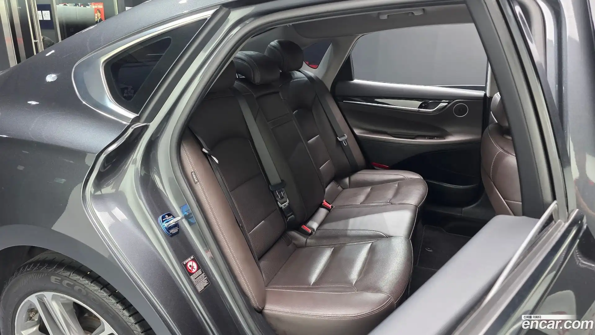 Grandeur Hyundai 2019.10-OPTION-015
