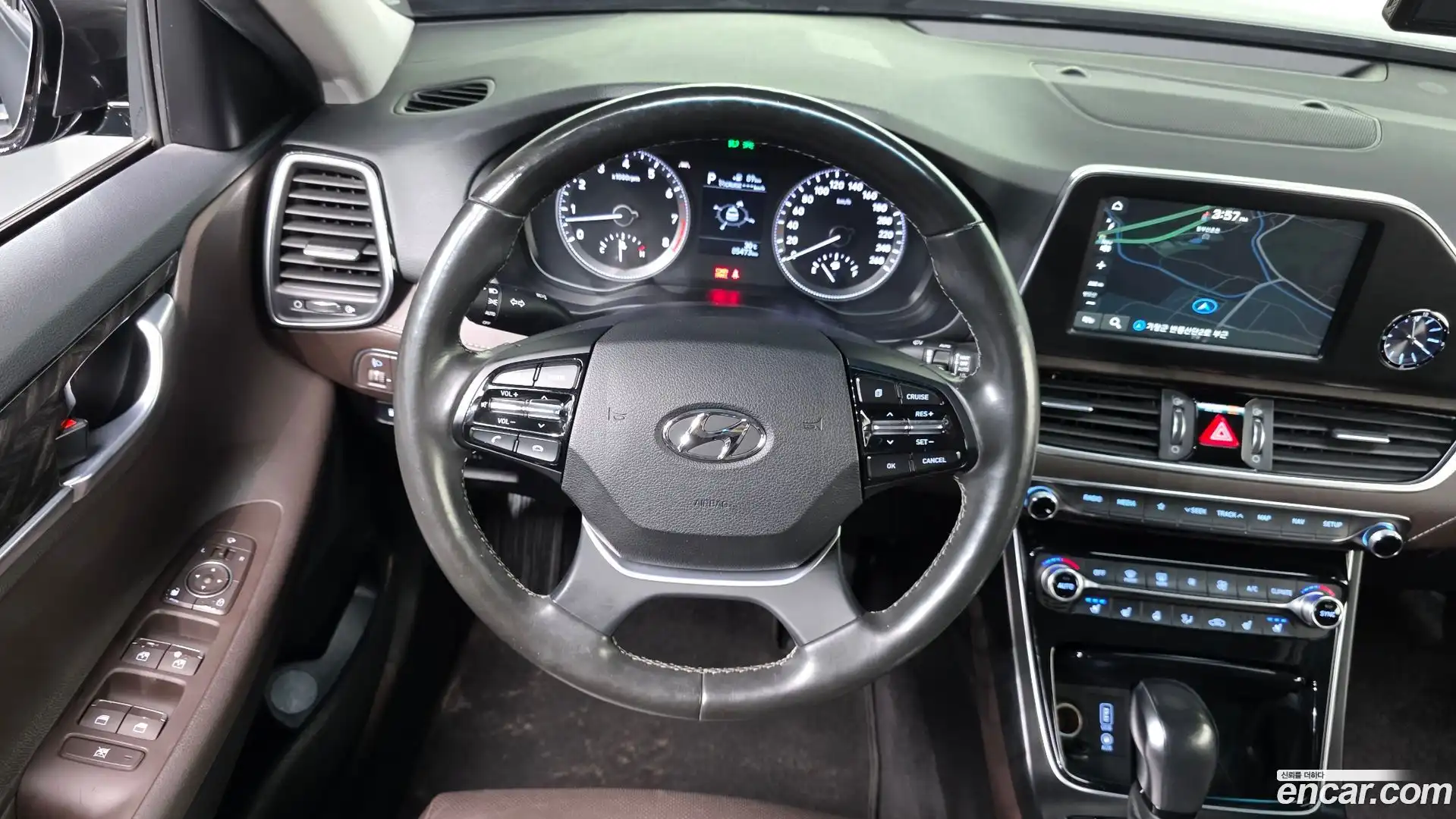 Grandeur Hyundai 2019.10-OPTION-017