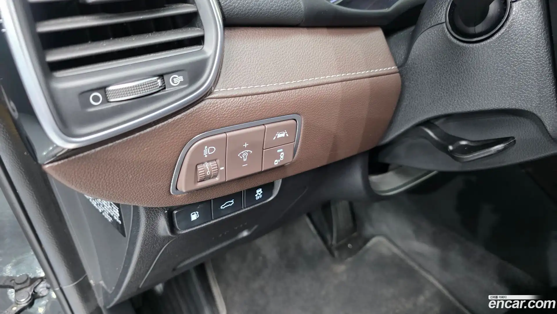 Grandeur Hyundai 2019.10-OPTION-021