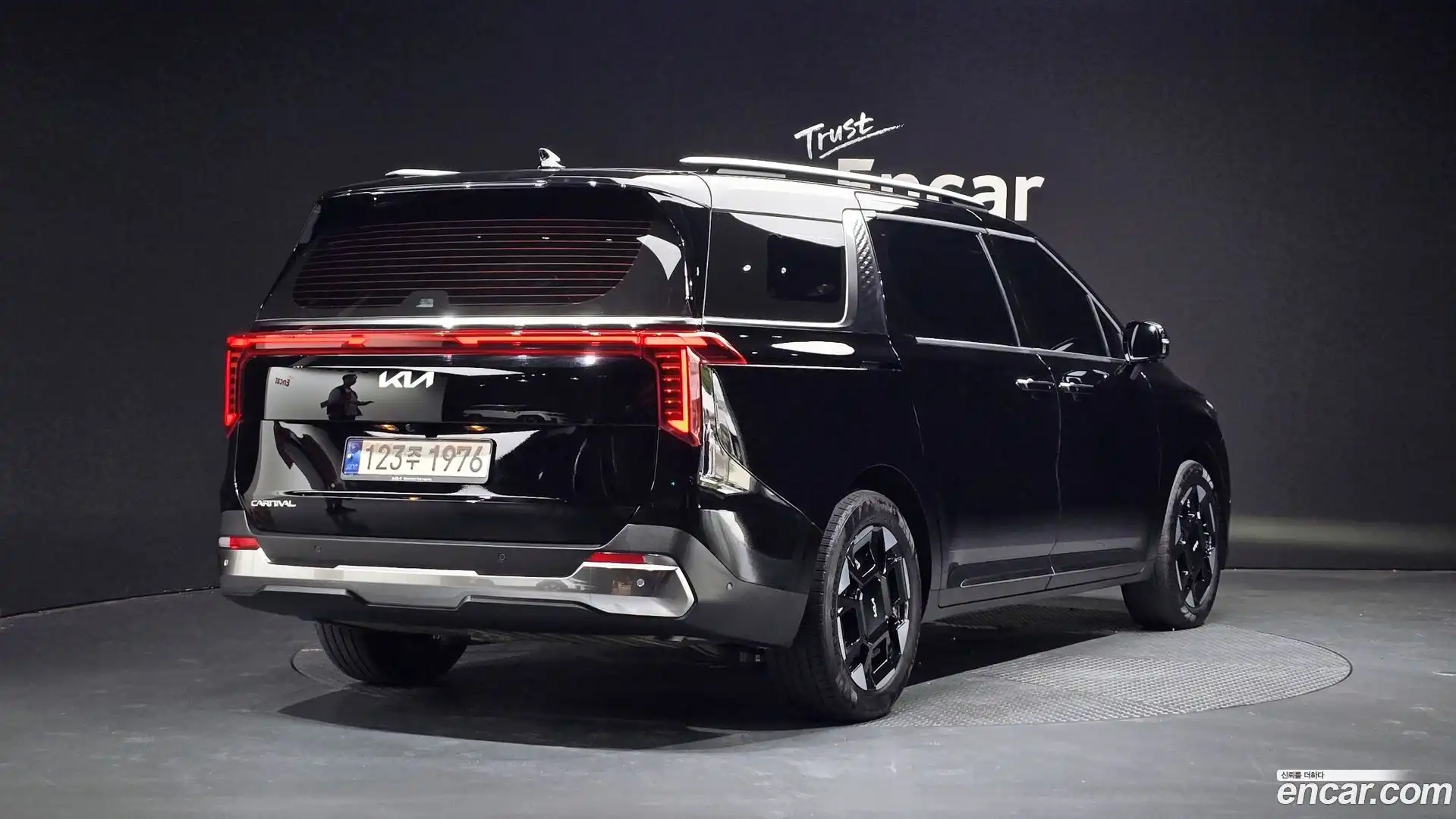 Canival Kia 2024.0-OUTER-002