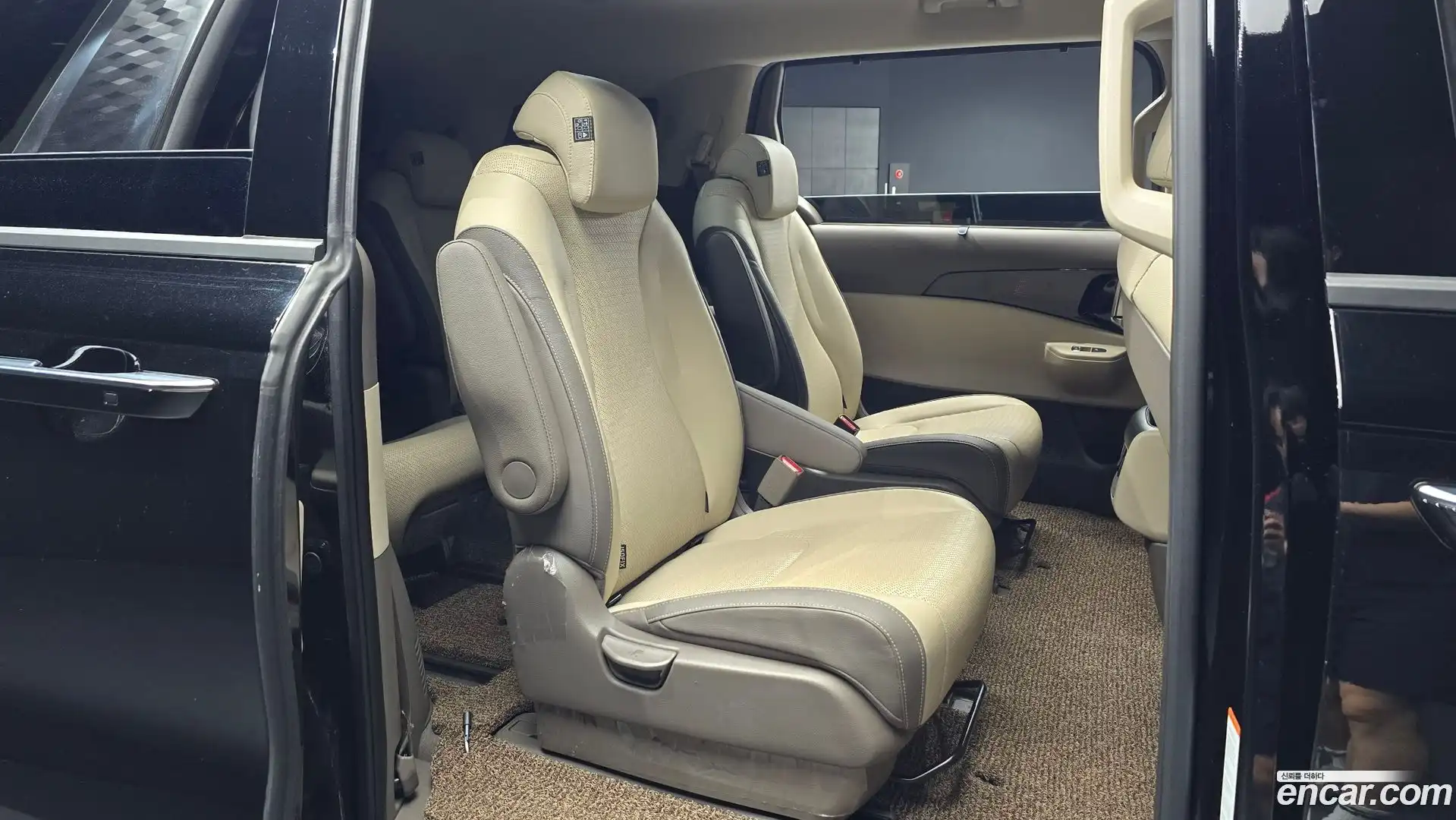 Canival Kia 2024.0-INNER-036