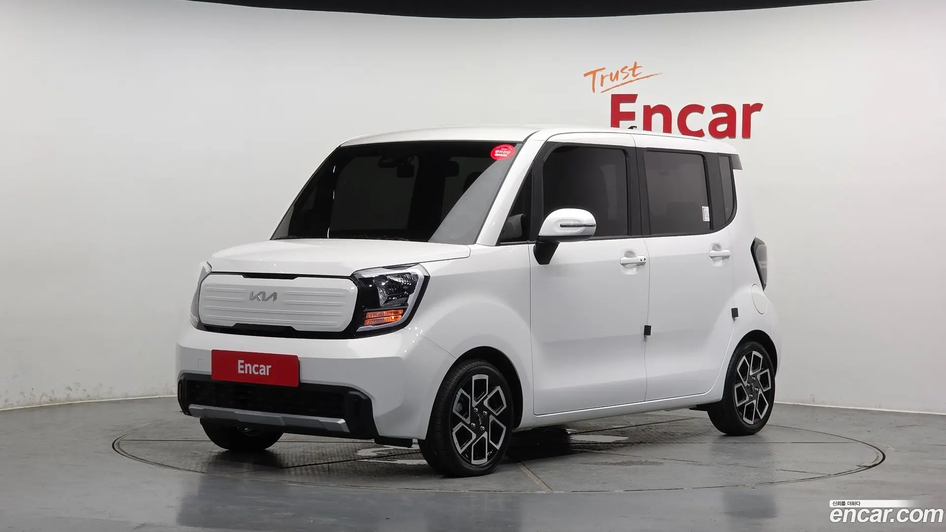 Main__Slider__Photo:RAY Kia 2024.11-0
