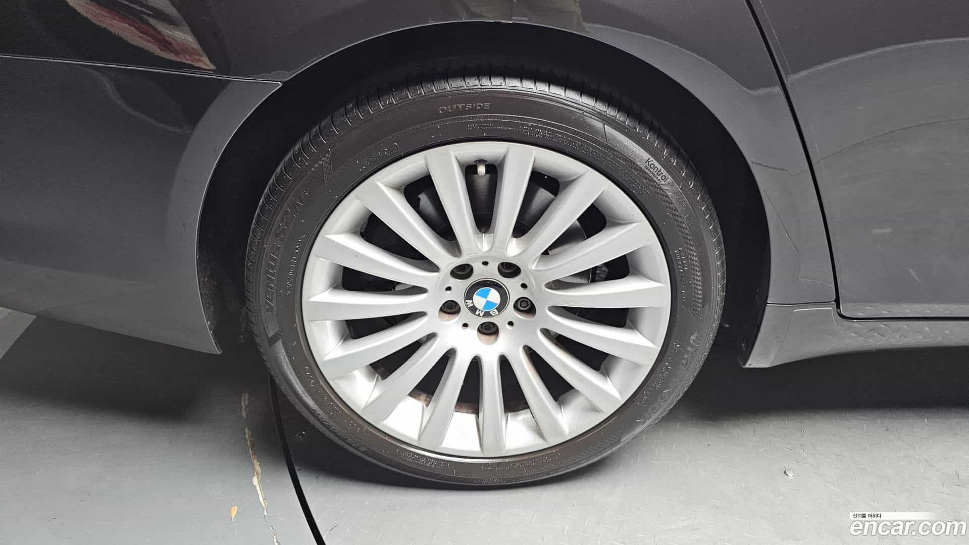 7-Series BMW 2014.7-OUTER-005