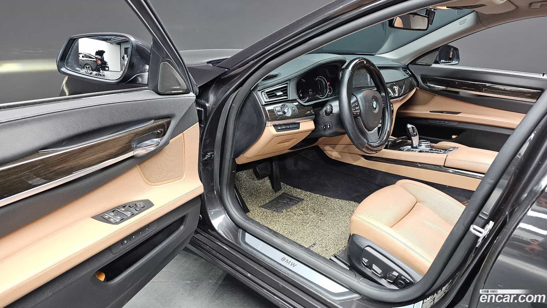 7-Series BMW 2014.7-OPTION-016