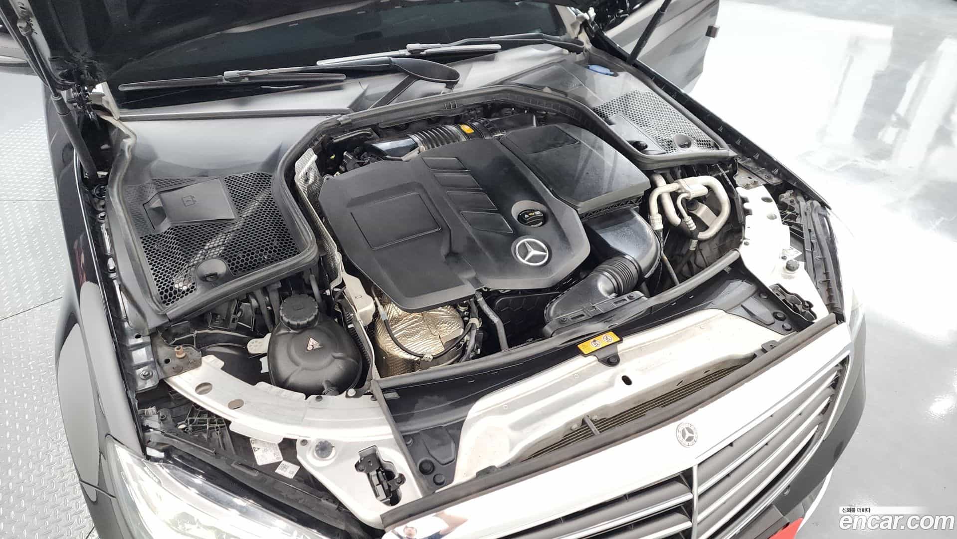 C-Class Mercedes-Benz 2019.5-OUTER-006