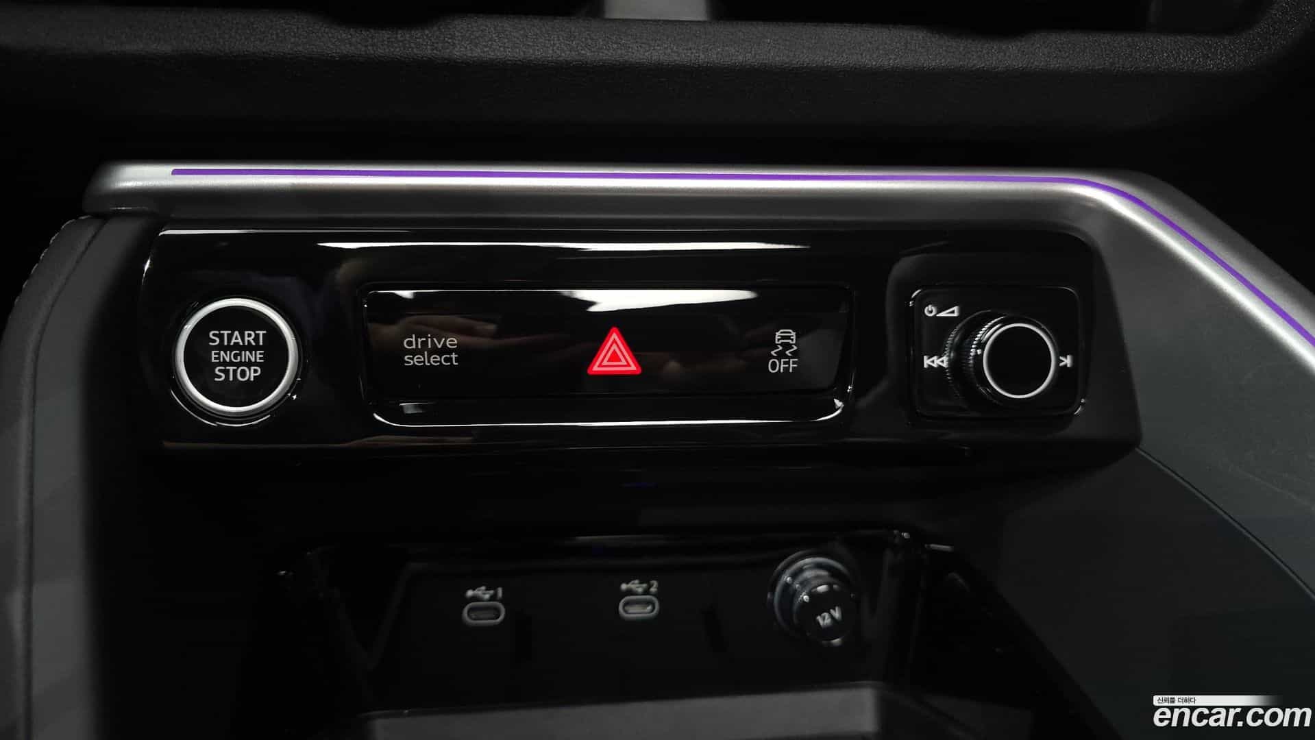 Q5 Audi 2025.11-OPTION-022