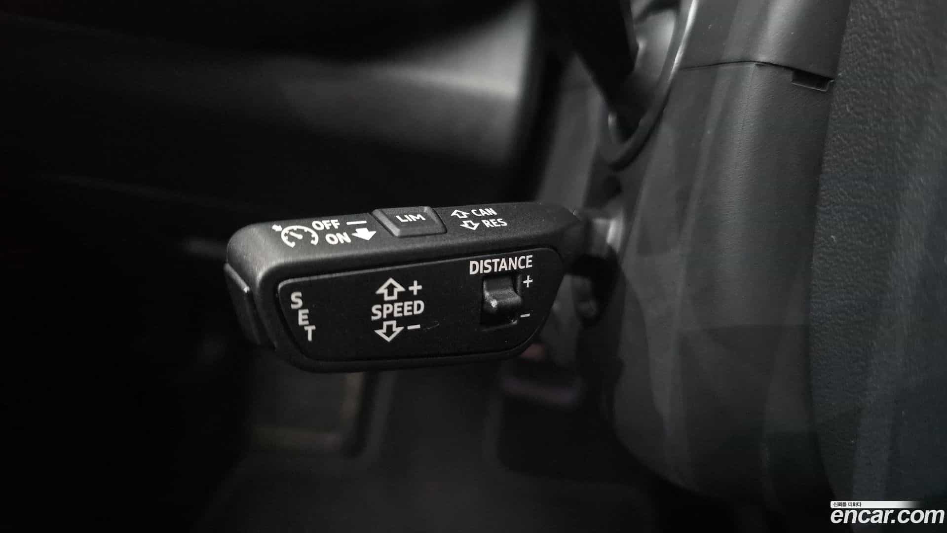 Q5 Audi 2025.11-OPTION-041