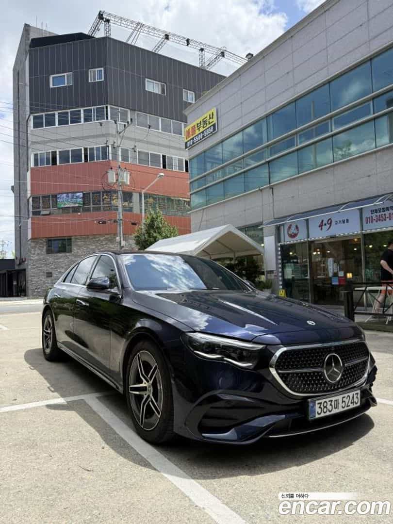 E-Class Mercedes-Benz 2025.8-OUTER-002