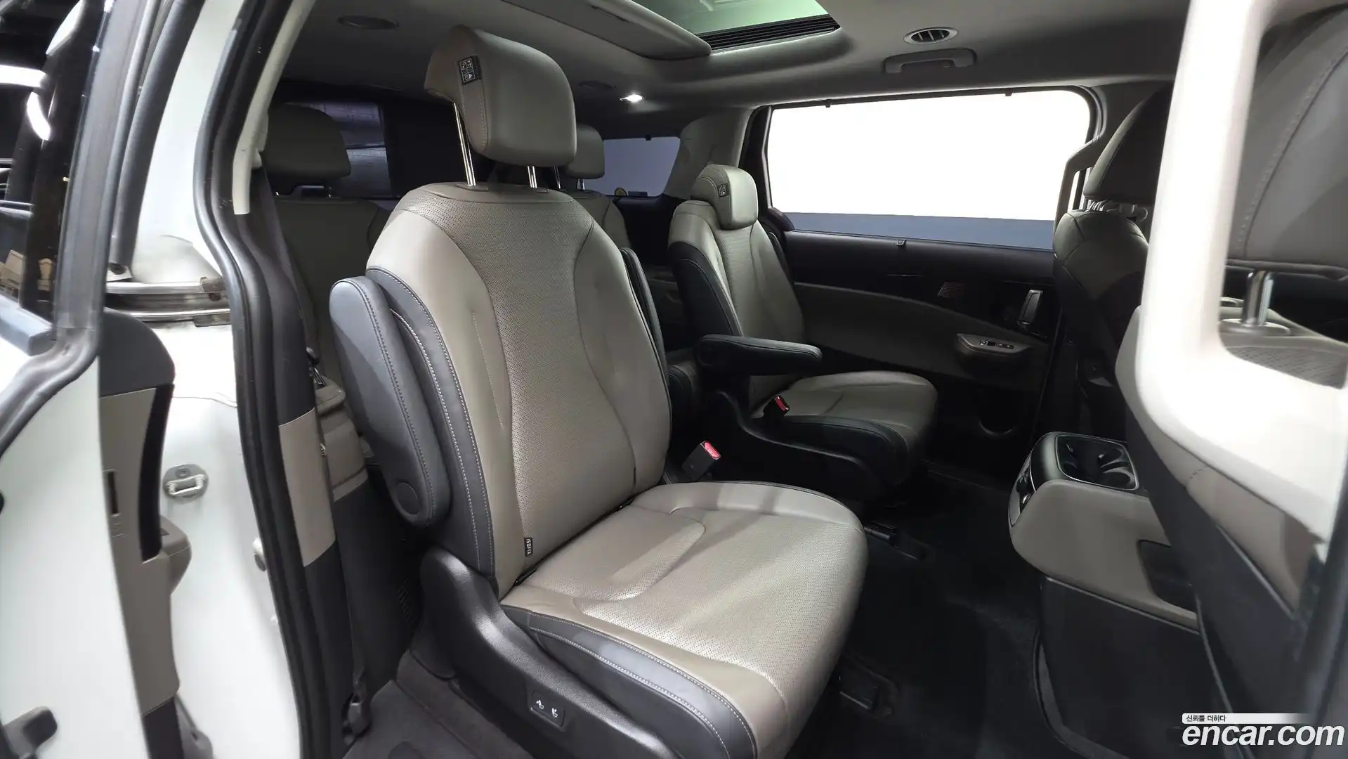 Canival Kia 2024.10-OPTION-016