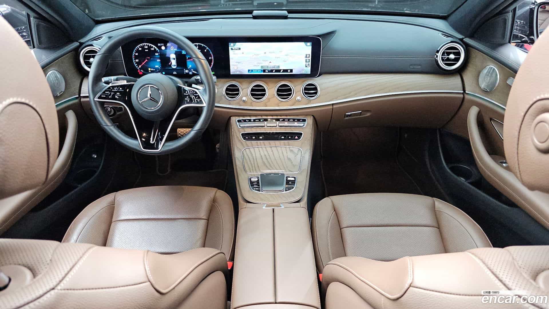 E-Class Mercedes-Benz 2022.1-INNER-007