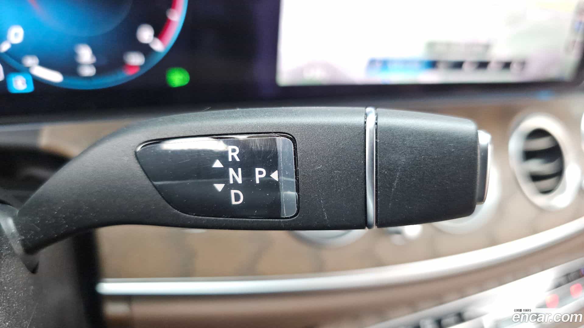 E-Class Mercedes-Benz 2022.1-INNER-009