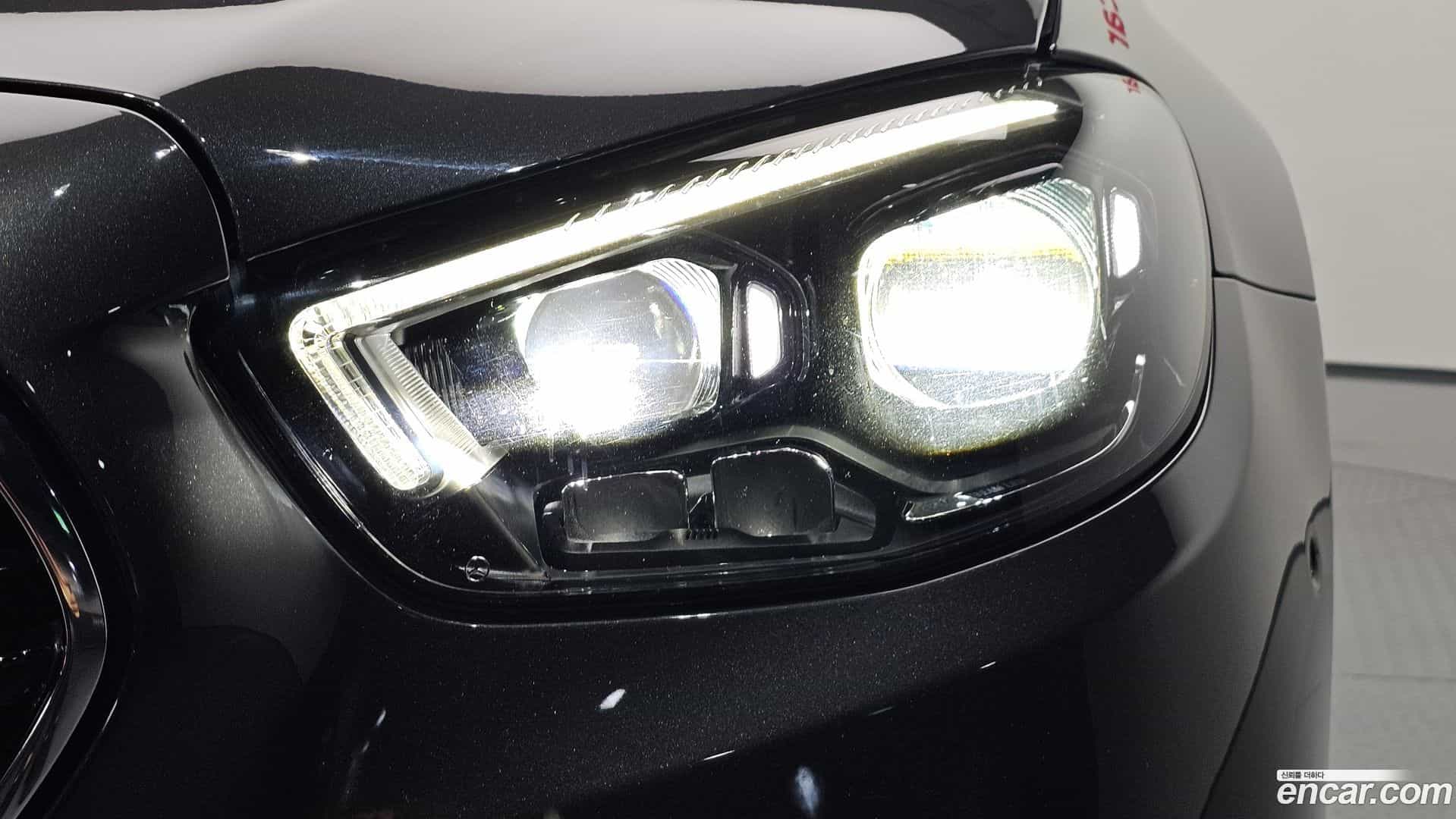 E-Class Mercedes-Benz 2022.1-OUTER-032
