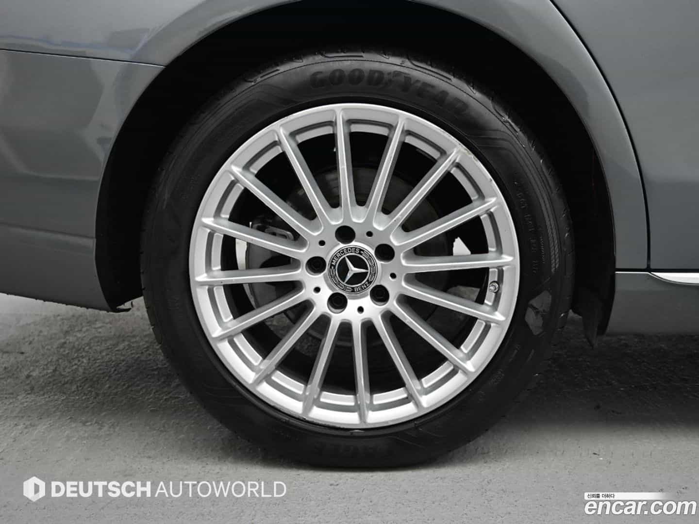 E-Class Mercedes-Benz 2022.7-OUTER-005