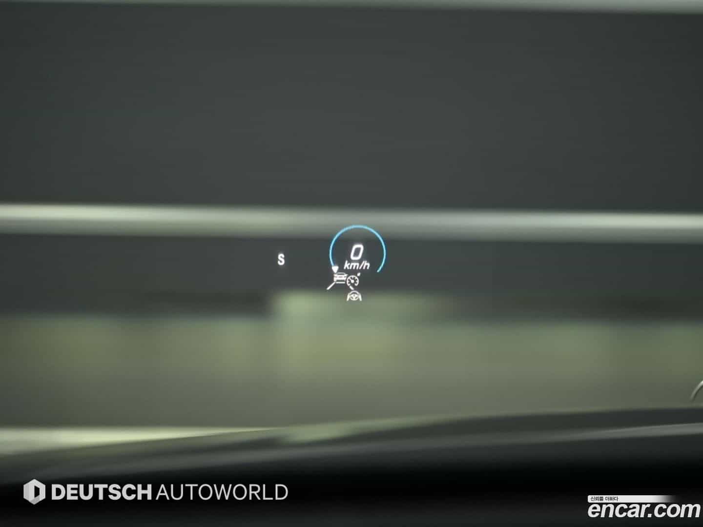 E-Class Mercedes-Benz 2022.7-OPTION-021