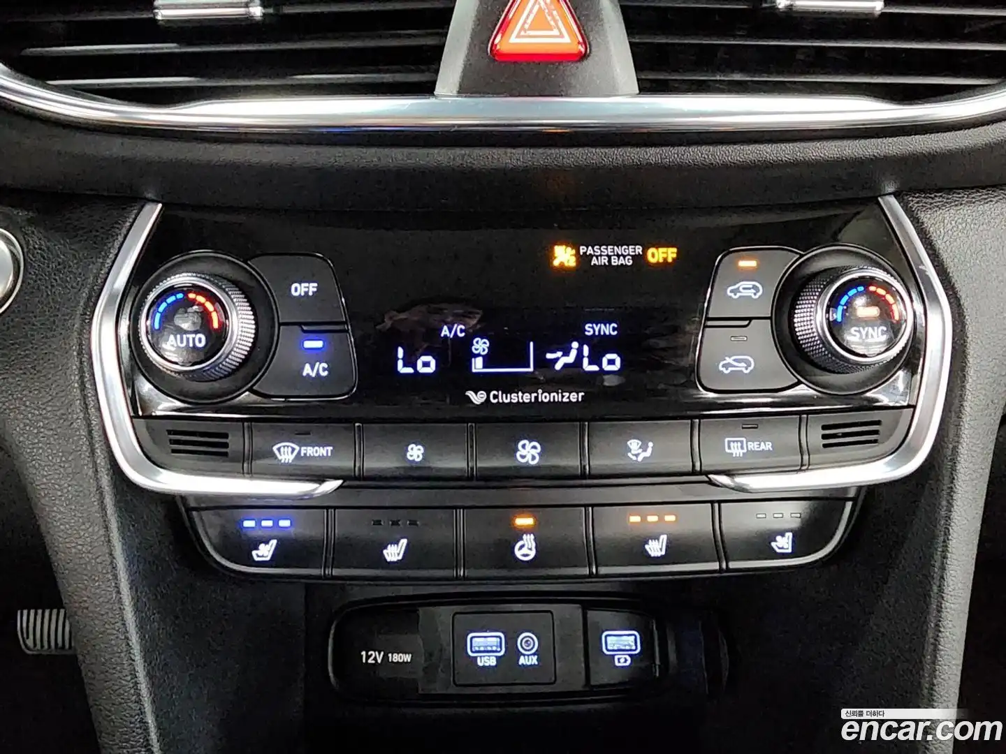 Santafe Hyundai 2018.10-INNER-008