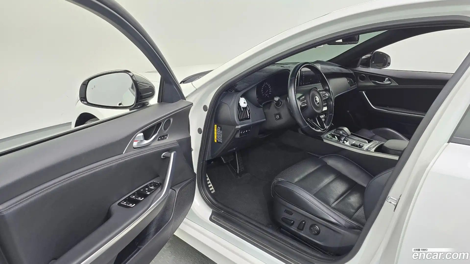 Stinger Kia 2019.0-INNER-010