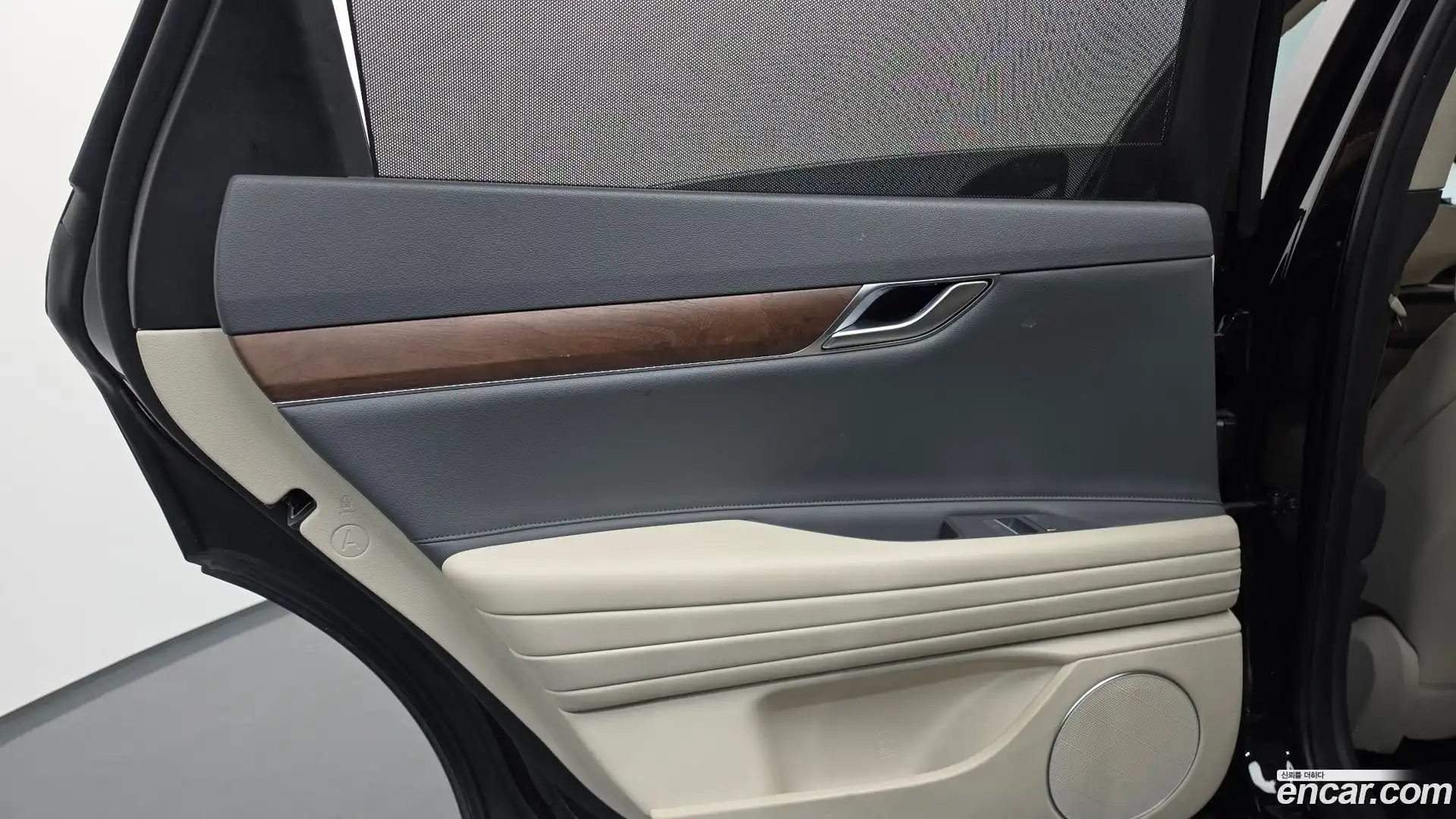 G80 Genesis 2020.5-INNER-035