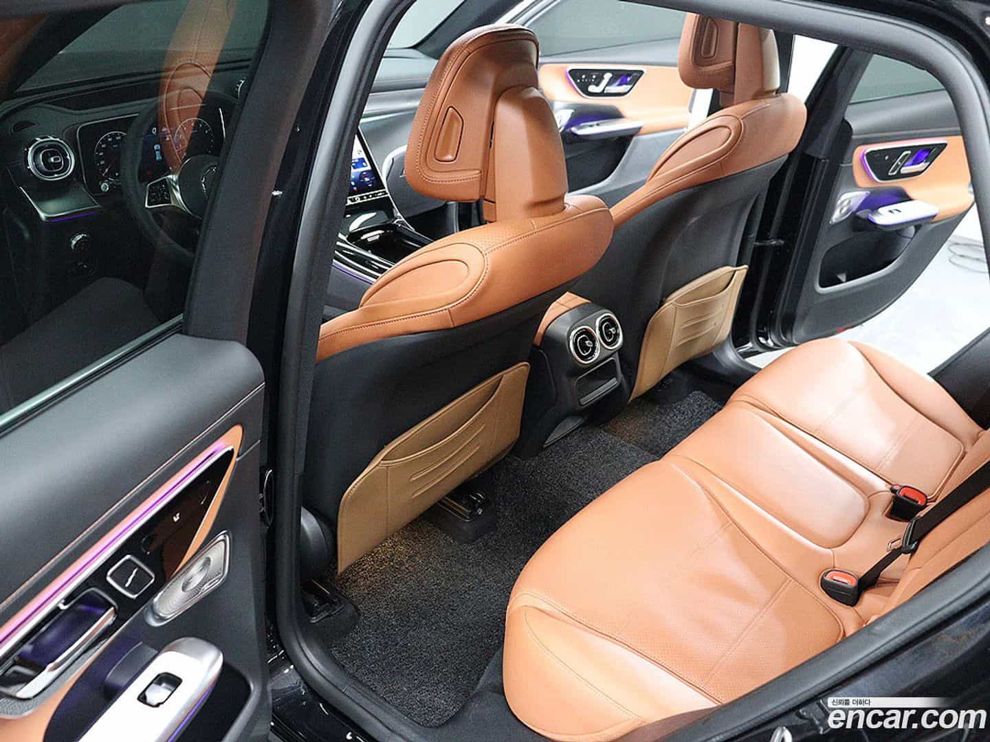 GLC-Class Mercedes-Benz 2025.5-INNER-010