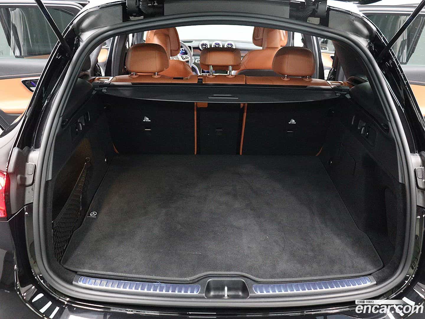 GLC-Class Mercedes-Benz 2025.5-OPTION-019
