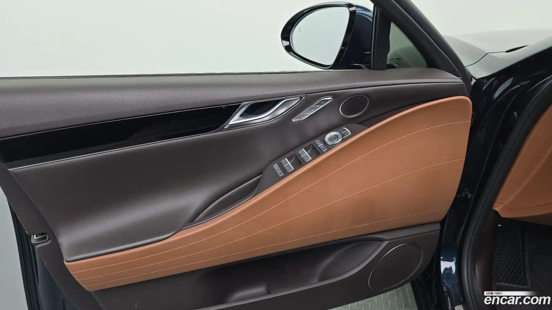 G80 Genesis 2023.4-INNER-034