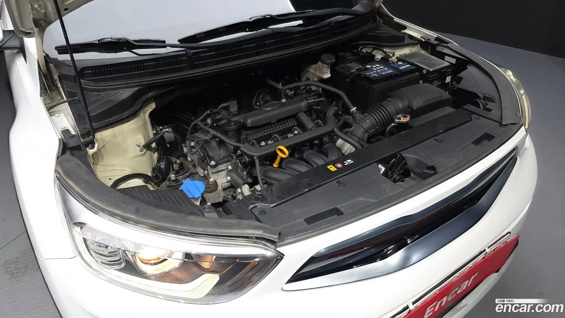 Stonic Kia 2018.10-OUTER-006