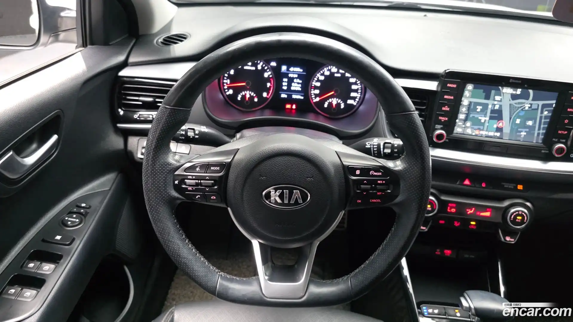 Stonic Kia 2018.10-OPTION-017