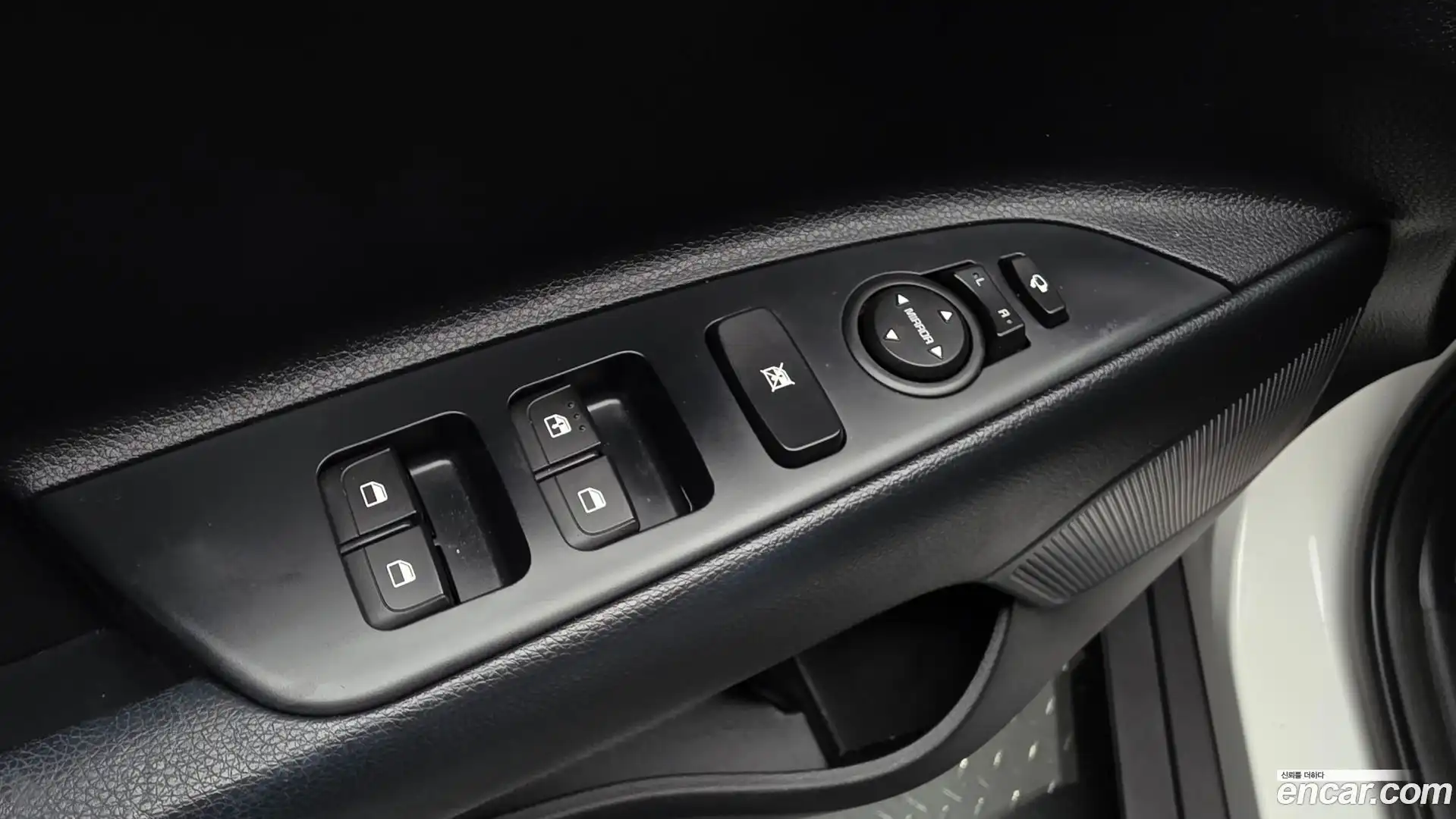 Stonic Kia 2018.10-OPTION-021