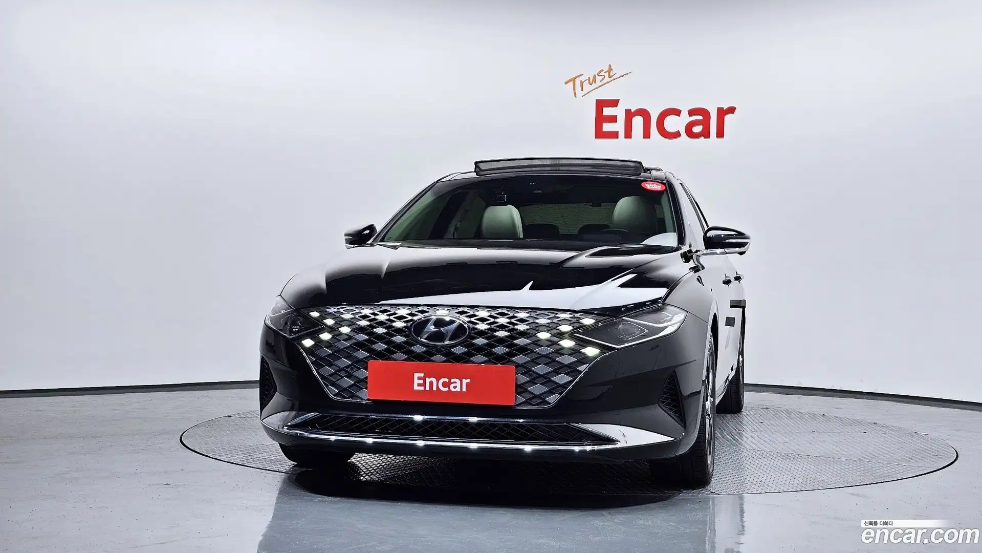 Grandeur Hyundai 2022.6-OUTER-003