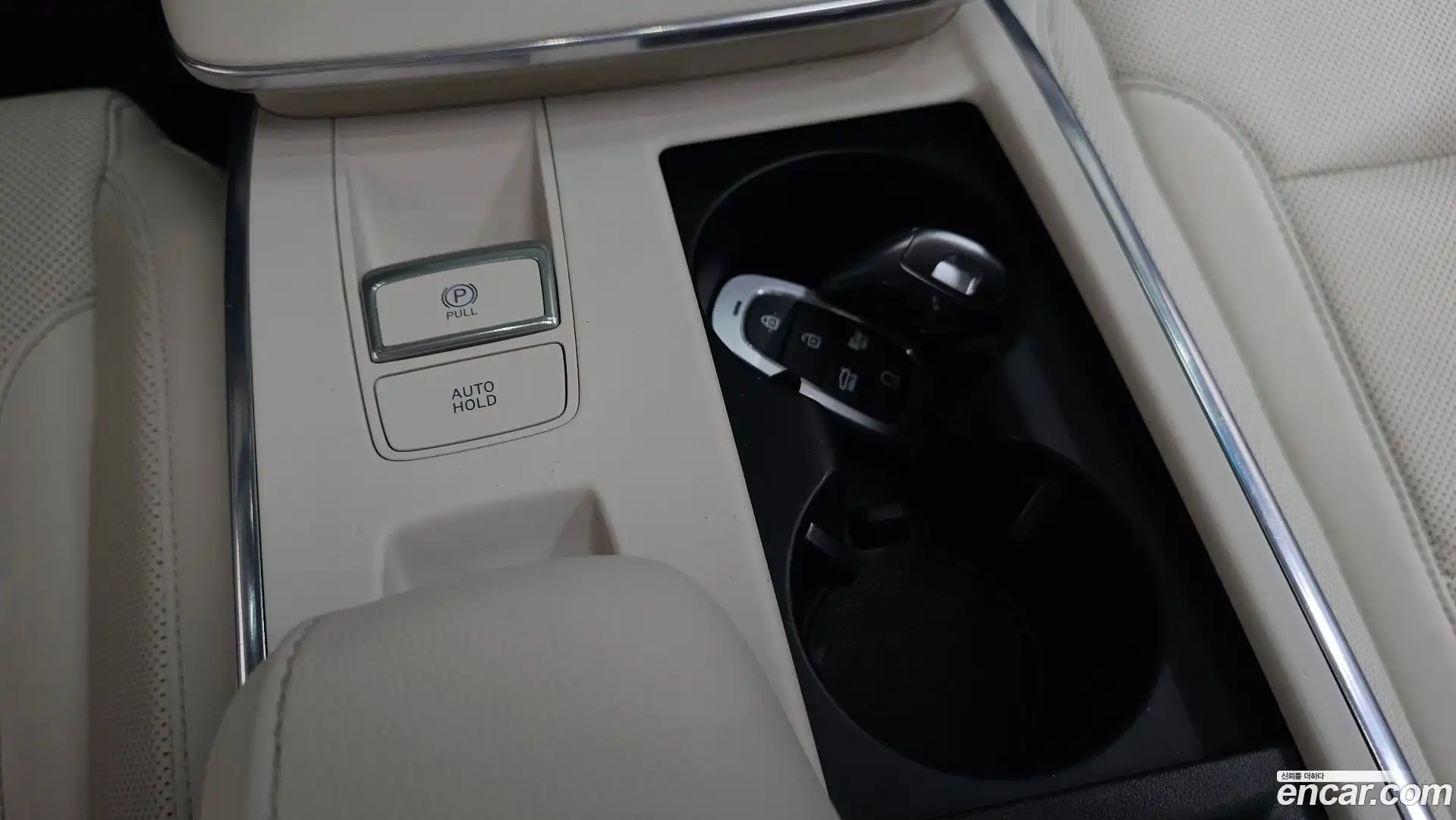 Grandeur Hyundai 2022.6-OPTION-016