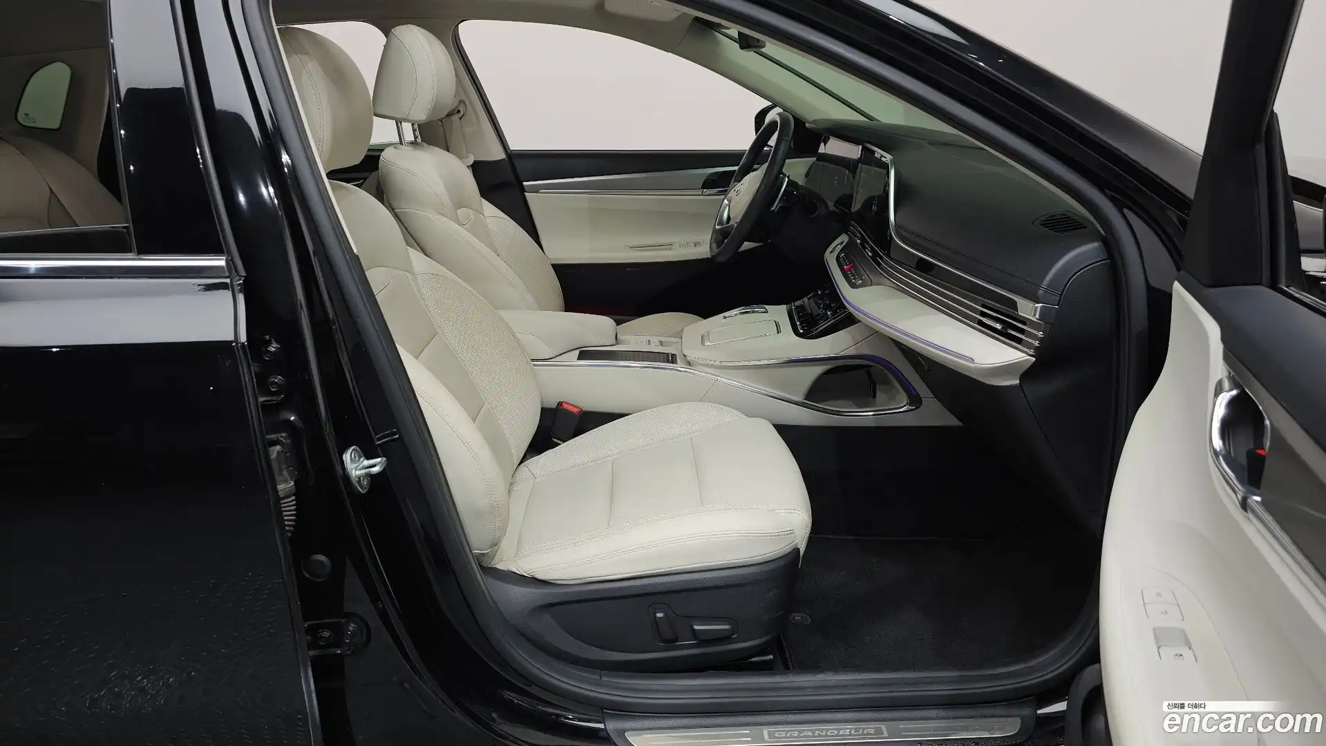 Grandeur Hyundai 2022.6-INNER-036