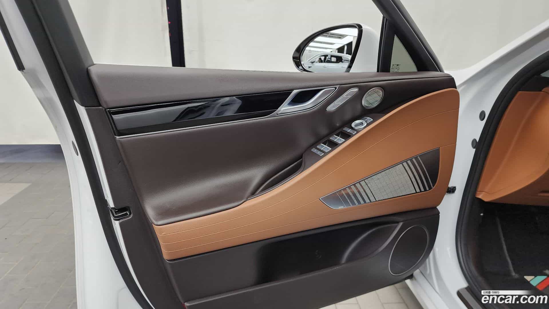 G80 Genesis 2022.8-INNER-034