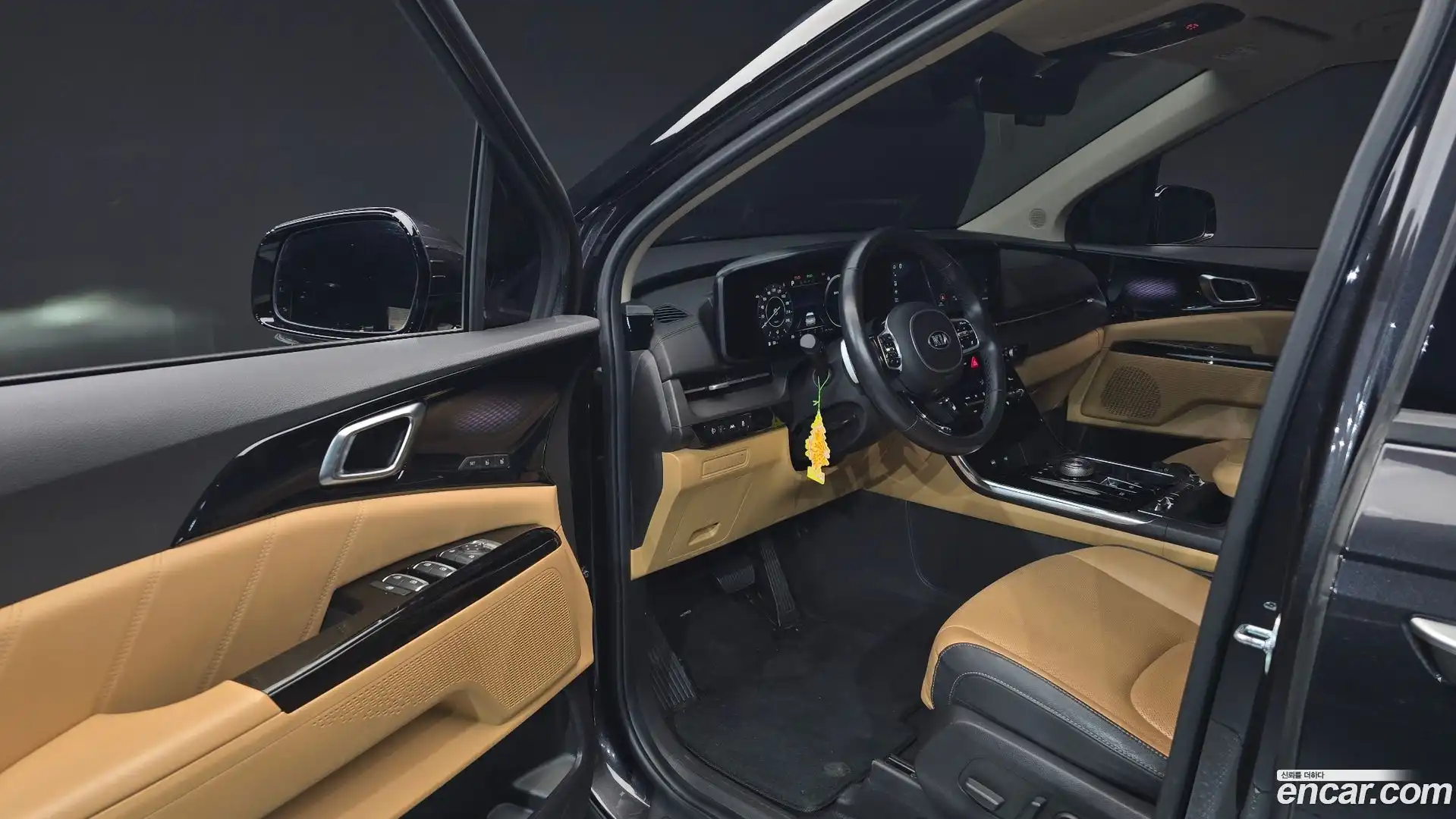 Canival Kia 2021.2-INNER-010