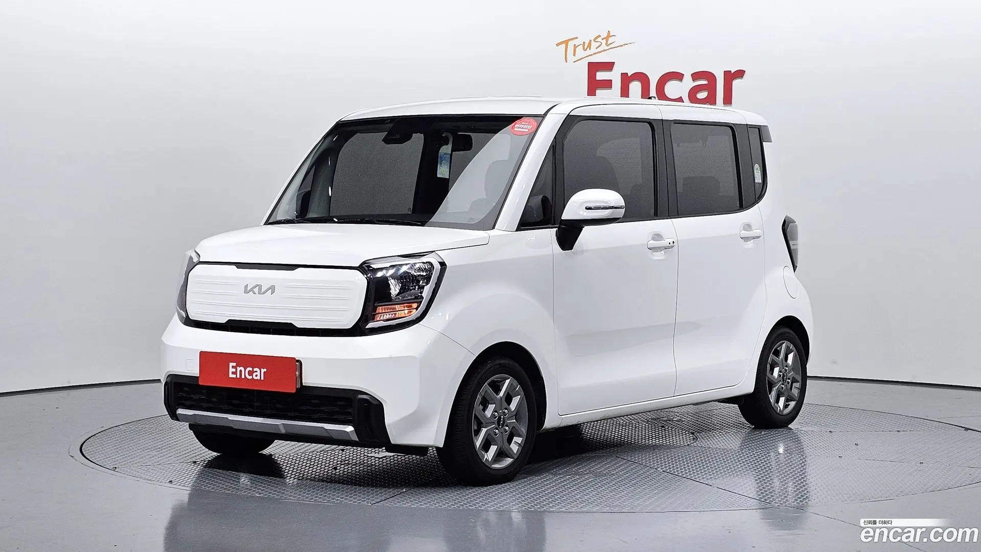 Main__Slider__Photo:RAY Kia 2024.9-0