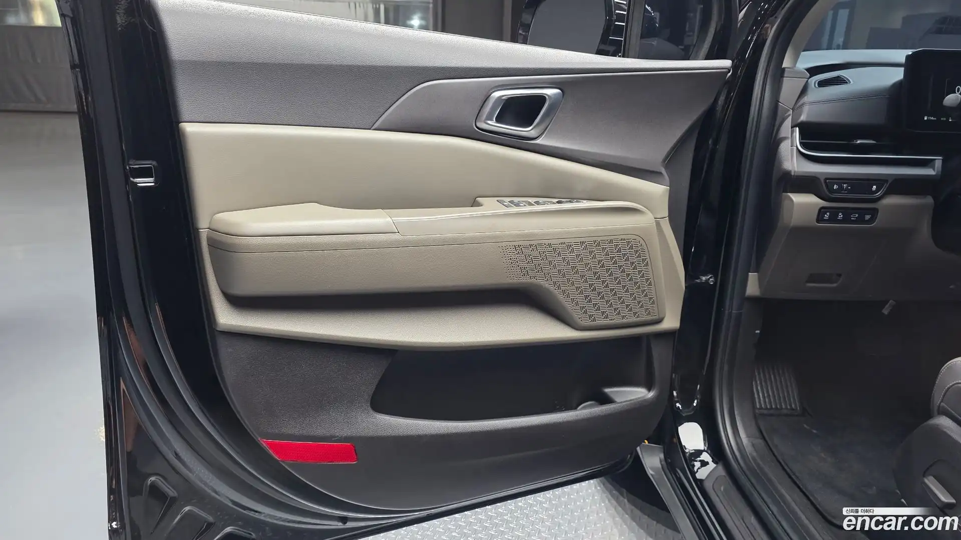 Canival Kia 2025.2-INNER-034