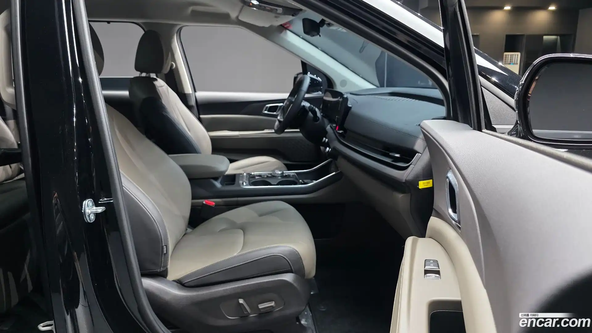 Canival Kia 2025.2-INNER-036