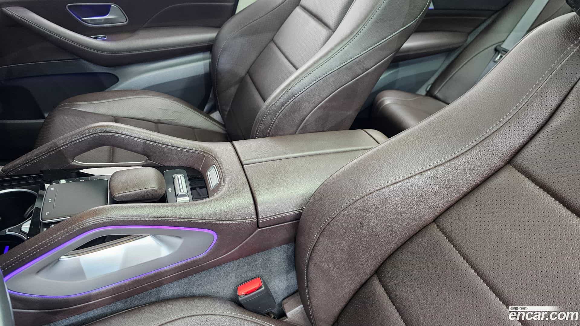 GLE-Class Mercedes-Benz 2020.7-OPTION-043
