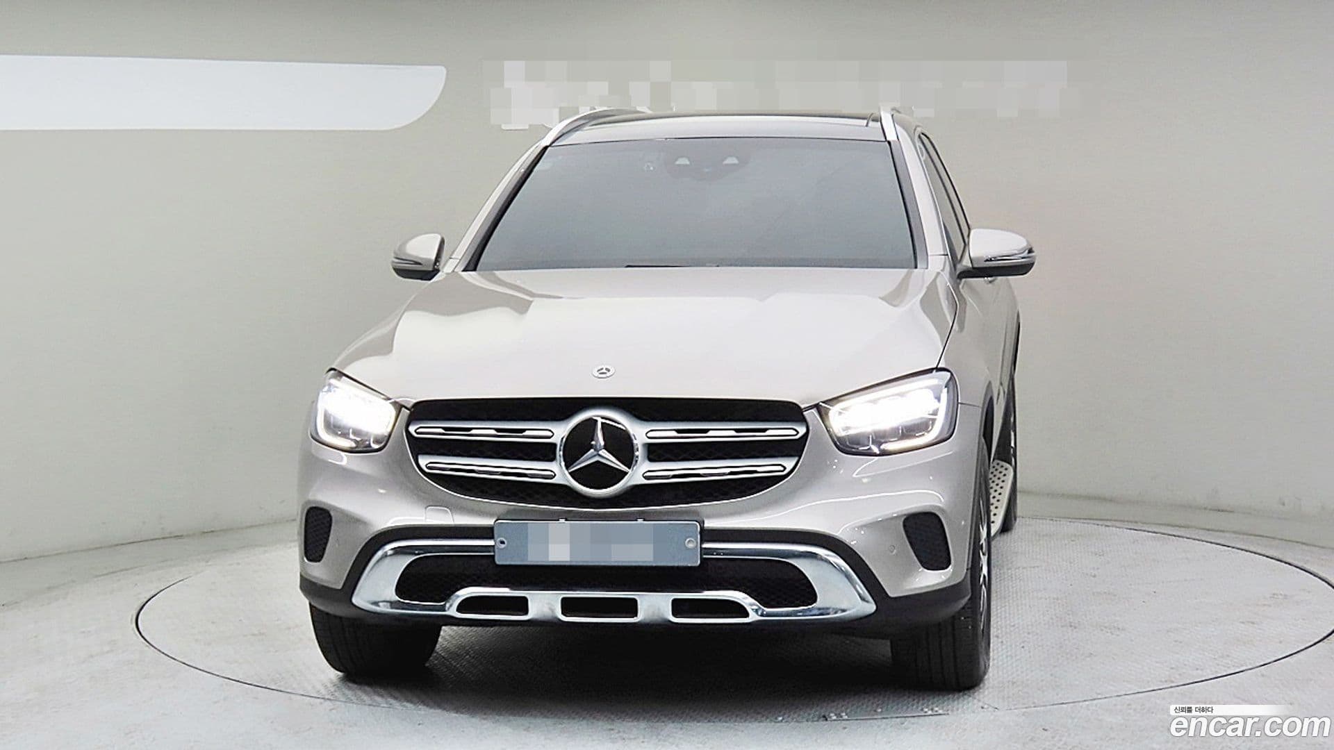 Main__Slider__Photo:GLC-Class Mercedes-Benz 2021.0-0