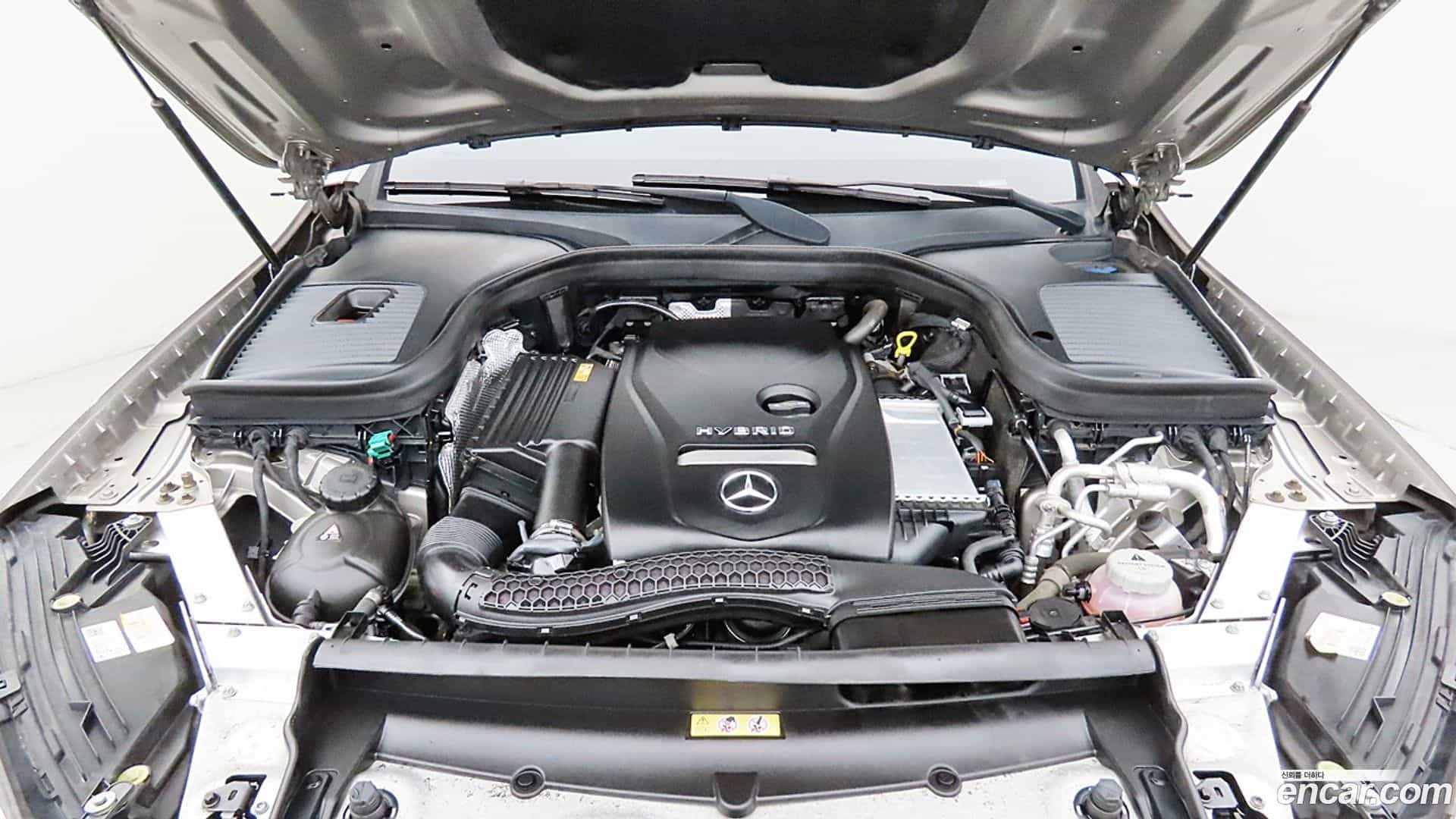GLC-Class Mercedes-Benz 2021.0-OUTER-006