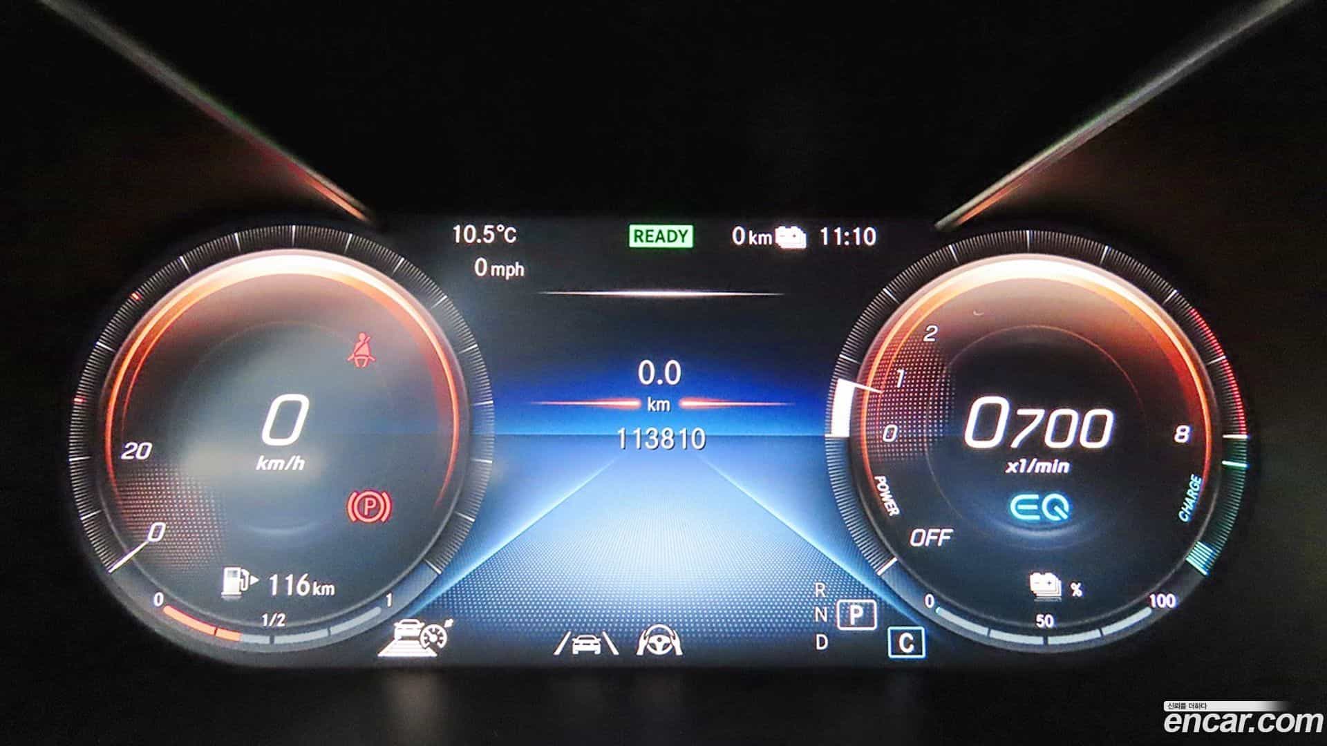 GLC-Class Mercedes-Benz 2021.0-INNER-008