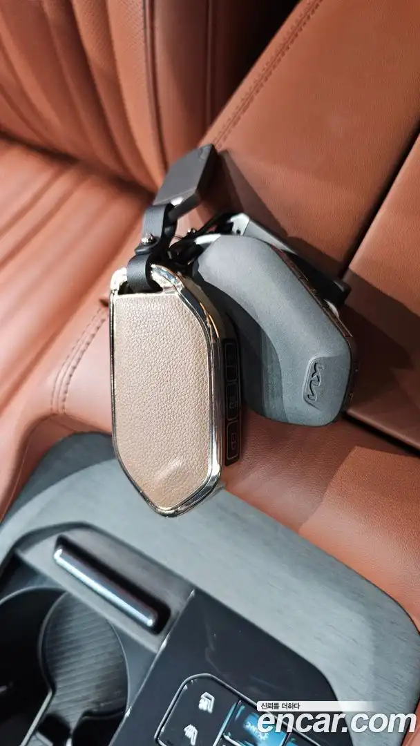 K8 Kia 2025.9-OPTION-047