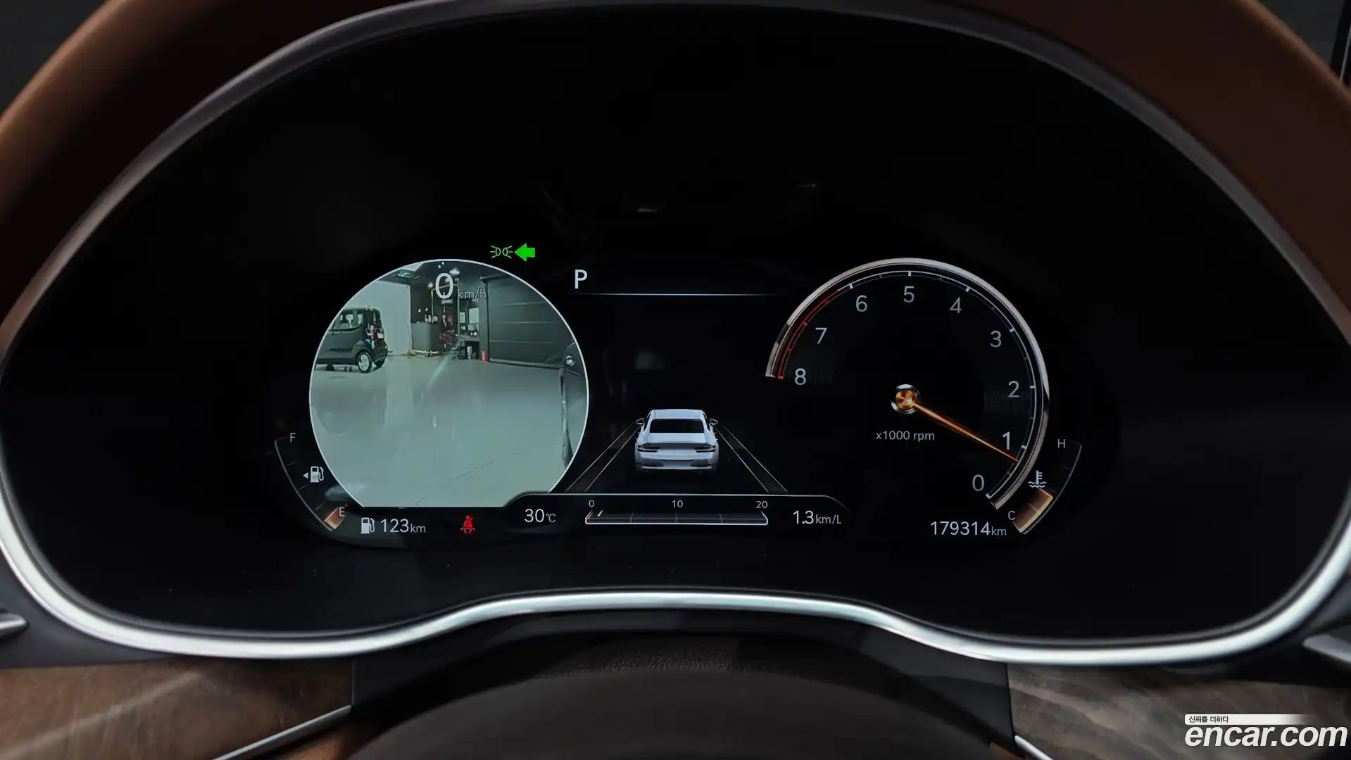 G80 Genesis 2021.4-INNER-008