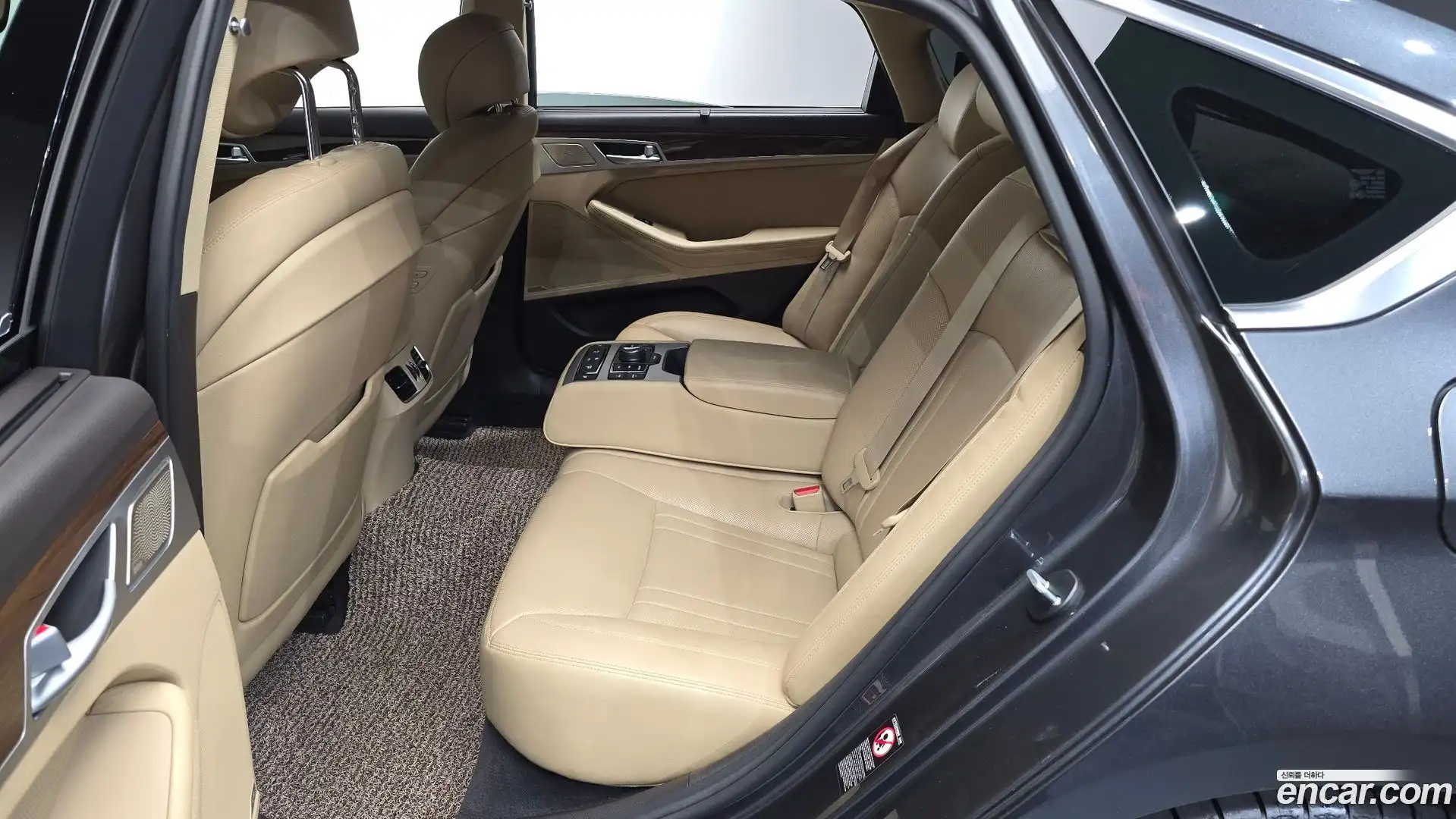 G80 Genesis 2016.8-OPTION-015