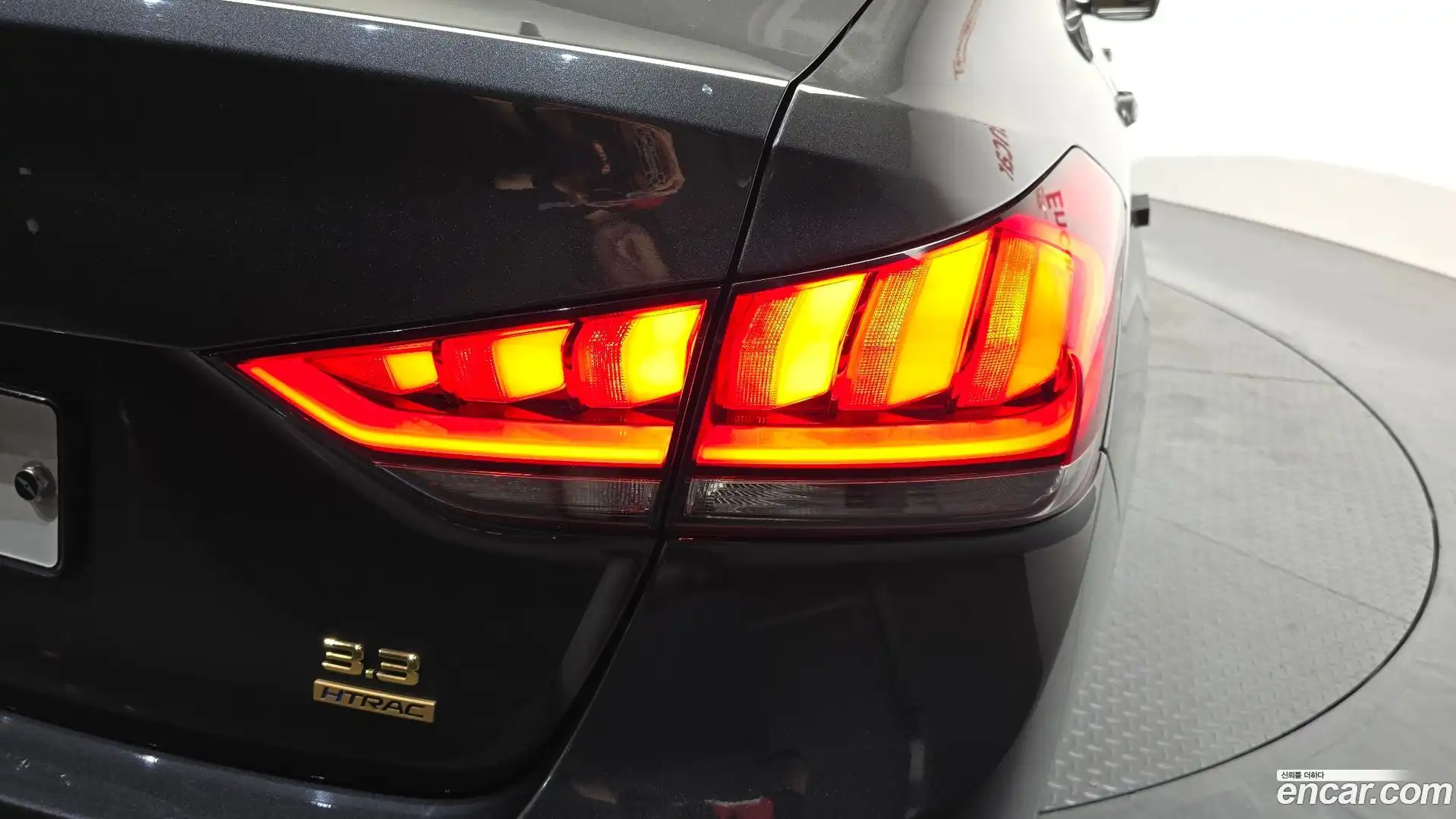 G80 Genesis 2016.8-OUTER-033